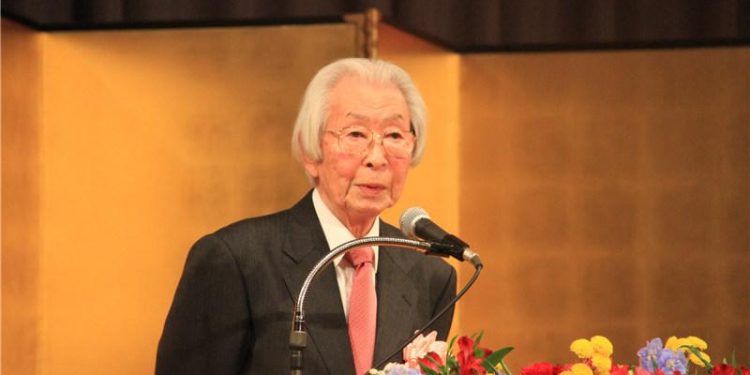 日本中国文化交流协会会长、著名作家黑井千次先生向联盟致贺词