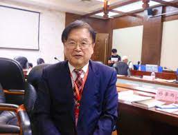 韩国翻译家朴宰雨先生向联盟致贺词