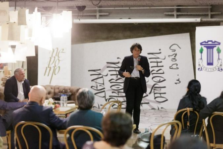 2022年“鹅毛笔”文学奖散文类获奖作品《在铁轨上》以及“铁轨上”的保加利亚当代文学