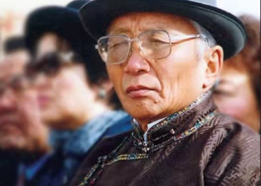 短篇小说欣赏——僧·额尔德尼(蒙古国):《霍兰与我》
